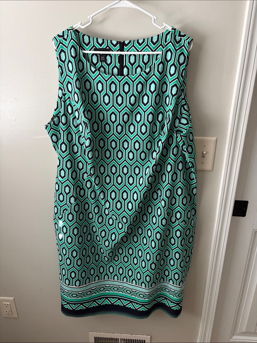 Alyx Mint and Black Geometric Sleeveless Sheath Dress